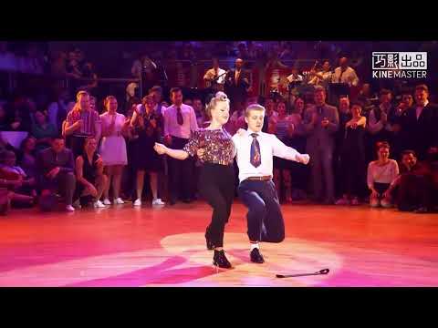 Pot-Pourri - Rivers of Babylon _ Sugar Sugar _ More Than I Can Say _ Forever and Ever (Banda Cover)