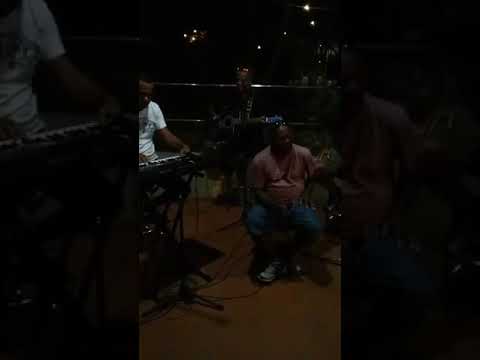 UPEOPLES BAND - YALO E VEICIRIYAKI