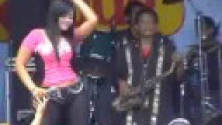 Download lagu dangdut hut proklamasi [cubit tak mau dicubit] mp3