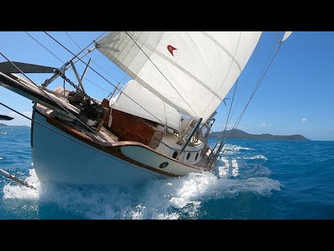 Sailing Whitsunday Islands - Little Wing Westsail 32 Ep12