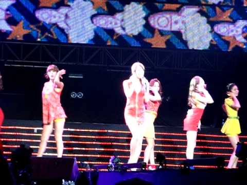 [FANCAM 110715 Korean Music Wave] - Dal Shabet Intro & Pink Rocket