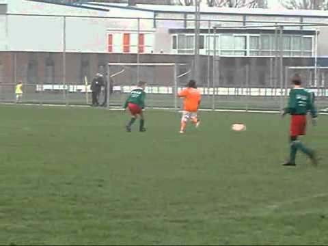 Oranje Wit E12 - De Alblas E4  uitslag 7 - 3    28-01-2012