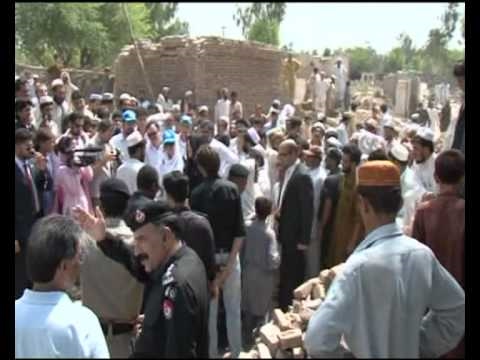 NetworkNewsToday: ANGELINA JOLIE in PAKISTAN AFTER FLOODS (UNHCR)