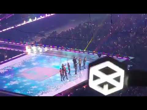 [171225] EXO @ 2017 SBS Gayo Daejun - 90° degree bow.