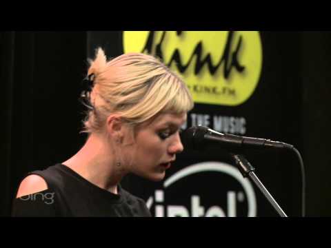 Trixie Whitley - A Thousand Thieves (Bing Lounge)