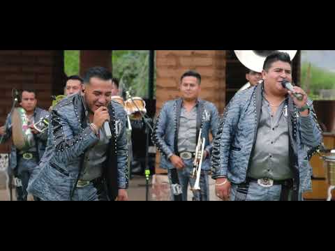 Popurrí ( El Ranchero Chido / La Banda Dominguera / El Shot)  En Vivo