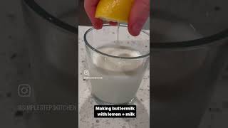 Making buttermilk with lemon 🍋 + milk 🥛 #reels #lifehacks #lemons