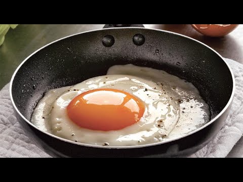 Экспресс завтрак. Рецепт. Как приготовить идеальную яичницу-глазунью. #глазунья #яичница #Shorts