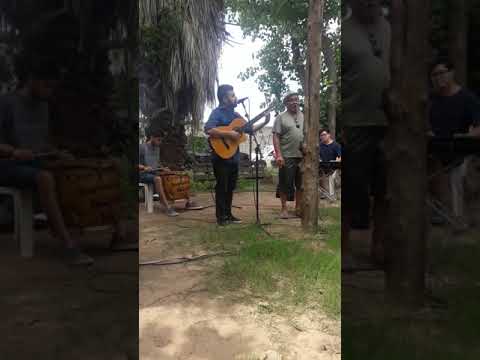 BETO MINUÉ Y DAMIÁN PORTUGAL CANTANDO LA ZAMBA "CUANDO LA TARDE".