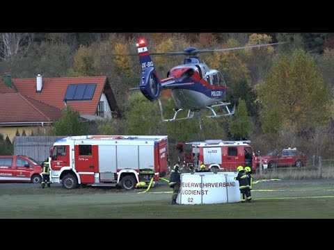 Hubschraubereinsatz bei Waldbrand Österreichs in Hirschwang an der Rax (Neunkirchen)