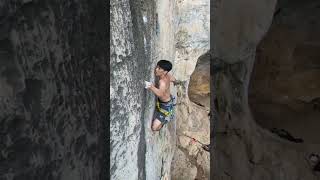 Download lagu 🤭#climbing #mountain #panjattebing #simpulmudah #rockclimbing mp3
