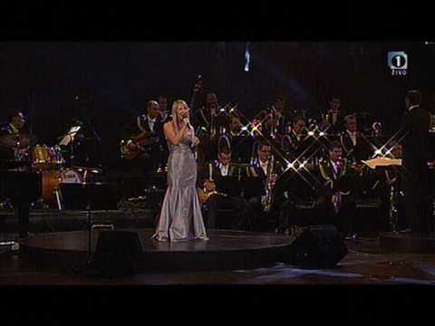 NAD MESTOM SE DANI - Eva Hren