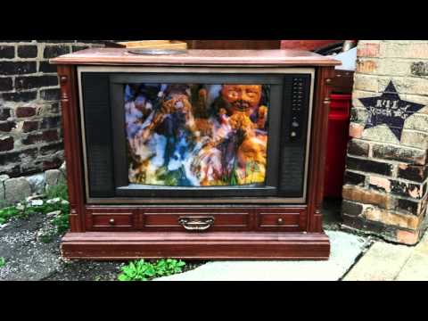 Kleenex/LiLiPUT - Outburst (from Kleenex/LiLiPUT)