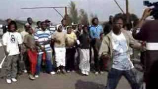 Download lagu Ama Vuvuzela (Behind The Scenes) pt 1. mp3