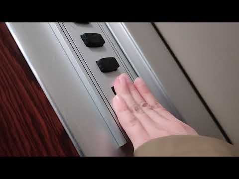 vintages elevator 1970? traction no inner doors@αρχελαου 1,kavala, greece.