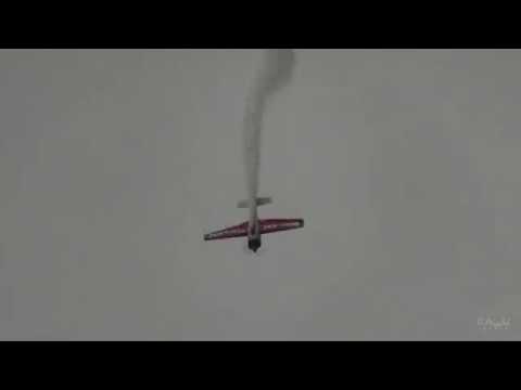 Michael Goulian @ 2017 Sun 'n Fun (Tuesday)