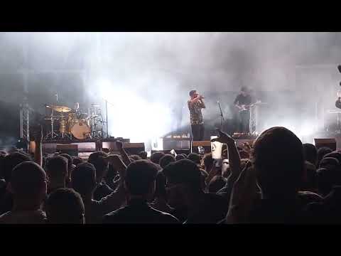 Benji Price no enterro da Gata em Braga.