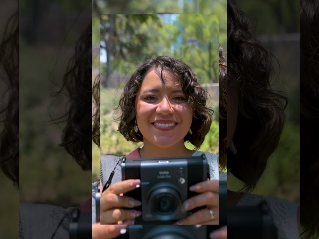 Vídeo relacionado con MUZIRI KINOKOO Álbum de fotos de 80 bolsillos para cámara Instax Wide EVO/Wide 400/Wide 300/Wide 210, álbum de piel sintética para películas de 5 pulgadas, colección de estilo horizontal con textura