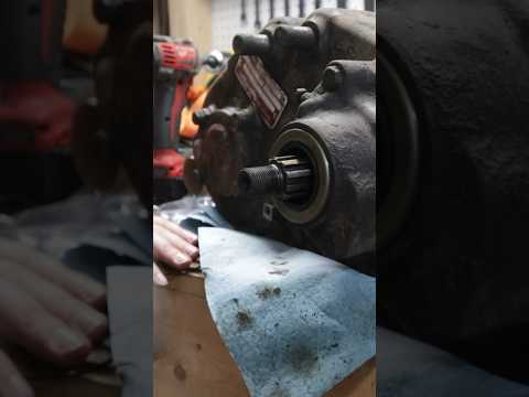 Dana 20 seal replacement