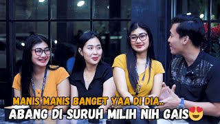 Download lagu PRANK SHOLAWAT & NGAJI❗️DI KELILINGIN DUA BIDADARI😍 mp3