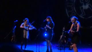 &quot;Crossing Muddy Waters&quot; Watkins, Jarosz &amp; O&#39;Donovan - Badalona 2015