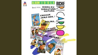 Download lagu Gaun Putih Primadona mp3