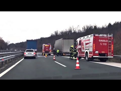 PGD Cerknica GVC 16/15, GVC 24/50 - na požar tovornega vozila AC Unec-Logatec