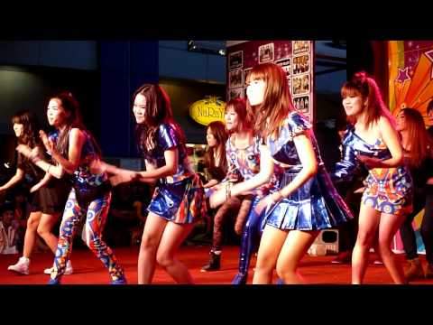 Hello Asian Cover Dance of the Year 2011-03