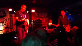 The Reigning Sound - "Straight Shooter"