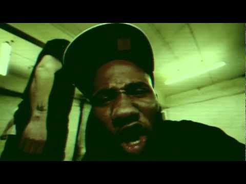 Footsie VS Darq E Freaker - B.O.G (Bag of Grease) OFFICIAL VIDEO