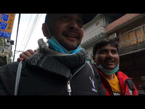 We ran 2.2 km to catch the bus!!! Trip to Keelung (Chaojing park) Part-2 !!! The Red Backpack Guy