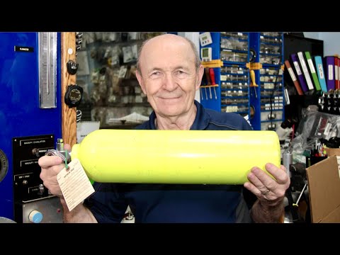 Scuba Myths, Don't Store Tanks Lying Down - Scuba Tech Tips: S13E18