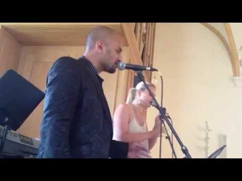 can you feel the Love tonight - Eric Papilaya & Julie Leonheart