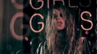 HUNGER TV: SKY FERREIRA - TRACES