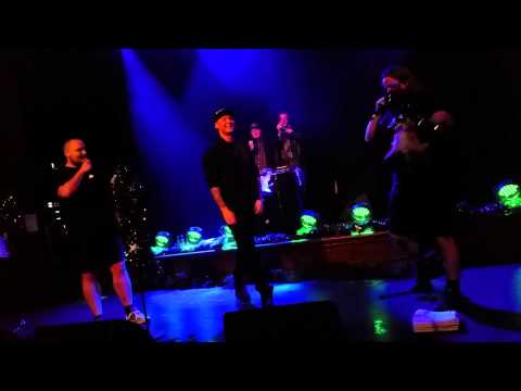 Bleik og sur - Katastrofe ft Staysman & Lazz