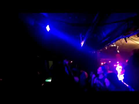 Grum @ Play - Pryda - With Me