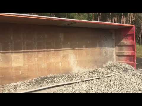 Autocamion răsturnat Covasna