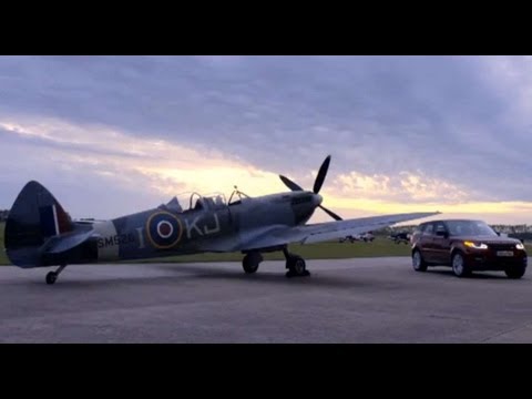 Range Rover Sport vs. Spitfire: ¿Por quién apostás?