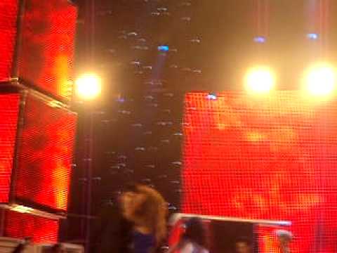 Elena Foureira ft Dan Balan live @ Mad VMA 2010 Chica bomb