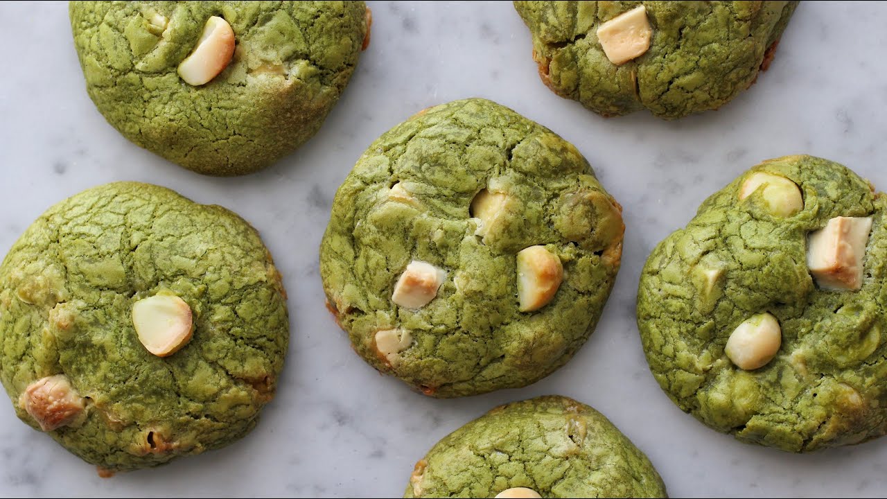 Matcha White Chocolate Macadamia Nut Cookies