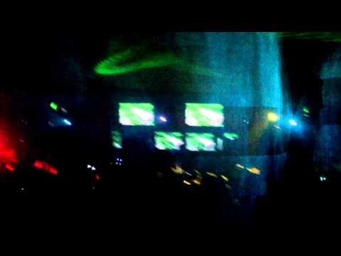 John O'Callaghan Live @ Truth Neelix - Leave Me Alone (Simon Patterson)