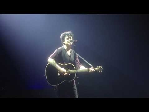 Green Day in Berlin 2017 - Ordinary World and Time of Your Life