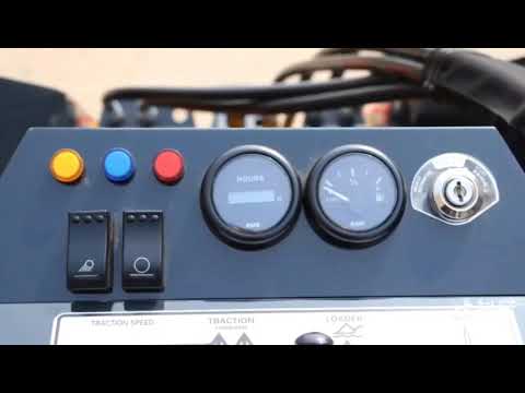 Skid steer loader ML525