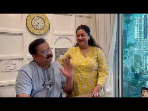 Aadesh & Suchitra Bandekar giving best wishes to Swarmaanas for completing 21years