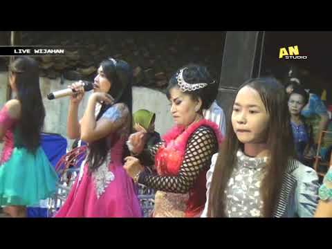 SITREN BERUBAH MENJADI GADIS  /  SENI SINTREN SRI MULYA SEJATI Live Wijahan 2017