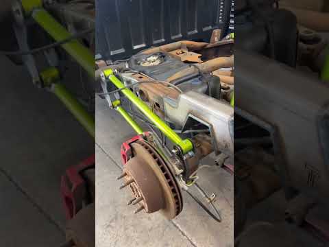 Parallel 4 link w/coilovers and Underbed notch
