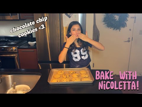 Bake chocolate chip cookies with me!