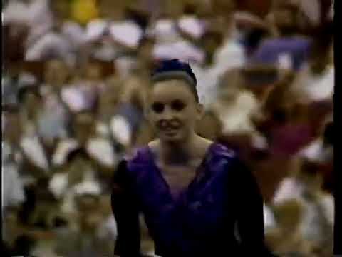 🥈 Hope Sheeley 🇺🇸 FX TF 9.500 1993 University Games