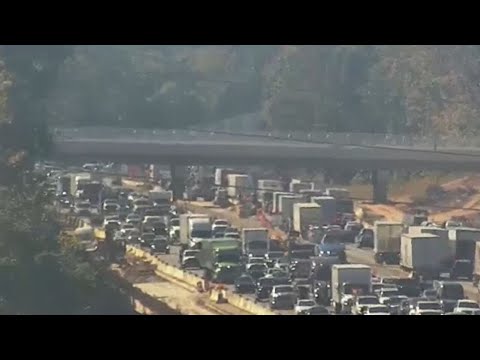 Traffic moving again after serious crash on I-20 West in DeKalb County