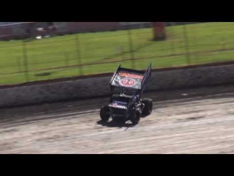 Sprintcars - Bryan Mann Pushing Hard at Speedbowl Practice